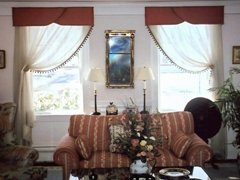 Custom design padded cornice